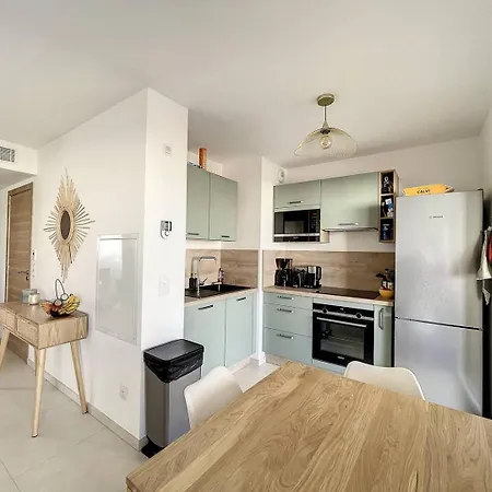 Apartment Dans Avec Piscine *